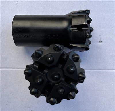 ドリルボタンビット